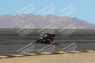media/Mar-24-2025-Moto Forza (Mon) [[57ce5c5cff]]/1-Advanced Group/Session 2 (Bowl)/